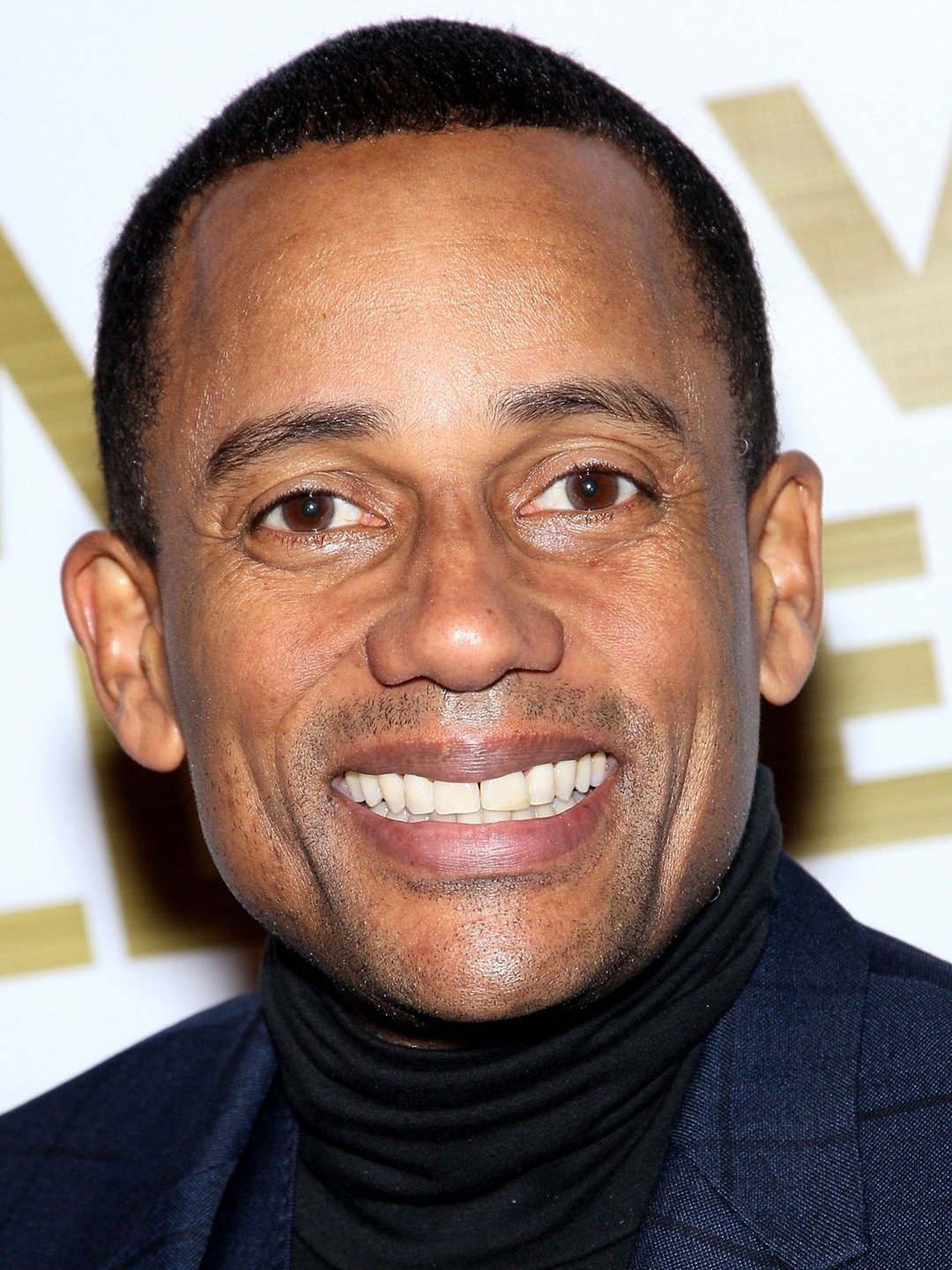 How tall is Hill Harper?